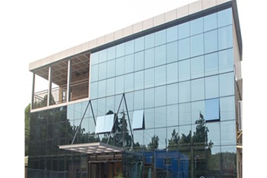 集裝箱做的辦公樓，辦公環(huán)境美美的！